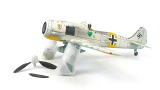 King & Country Lw062 Luftwaffe Focke Wulf 190a - 4 Winter Aircraft - Broken