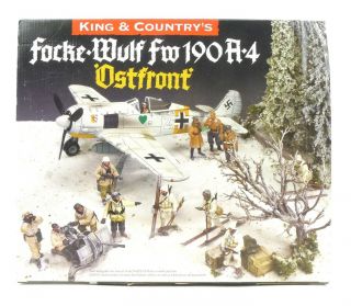 King & Country LW062 Luftwaffe Focke Wulf 190A - 4 Winter Aircraft - Broken 5