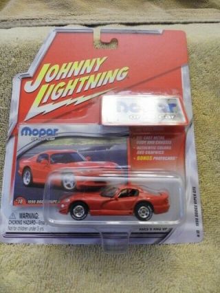 Johnny Lightning Monc R3 1998 Dodge Viper Gts White Lightning With Rubber Tires