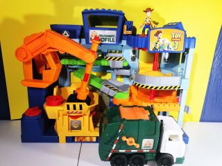 Disney Imaginext Toy Story 3 Tri - County Landfill Fisher Price Playset Boxedn1086