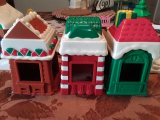Fisher Price Little People Christmas Village 7