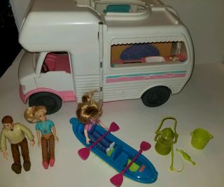 Vtg Fisher Price Loving Family Vacation Camper Rv 3 Dolls And Accessories