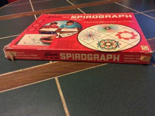 Vintage 1967 Kenner ' s SPIROGRAPH No.  401 Red Set With Book 5