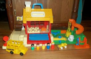 Vintage Fisher Price Little People School House 2550 Complete Playground