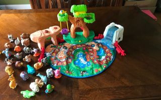 Fisher Price Little People Abc A To Z Learning Zoo 26 Animals Alphabet