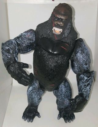 Roaring King Kong 12 " Electronic Action Figure 2005 Movie Playmates