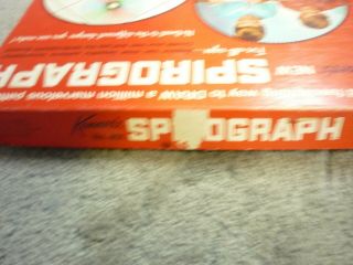 Vintage 1967 Kenner ' s SPIROGRAPH Set No.  401 With Pins Pens Board Box 4