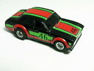Afx Tomy Ford Escort Rare Black/green/red 46 Ho Race Car Aurora