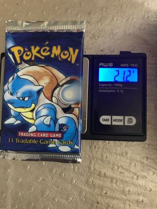 Pokémon Base Set Shadowless Booster Pack (blastoise) (weighed Heavy)
