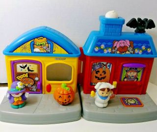 2009 Fisher Price Little People Trick Or Treat Surprise Halloween Haunted House