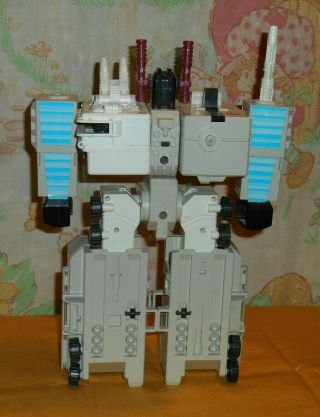 G1 Transformers METROPLEX BODY (plastic tires) WITH R,  L FIST (only) 4