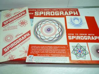 Vintage 1967 Kenner Spirograph Set No.  401 Complete with Paperwork 3