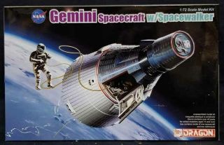 Dragon Models 11013 1/72 Nasa Gemini Spacecraft With Spacewalker Model Kit