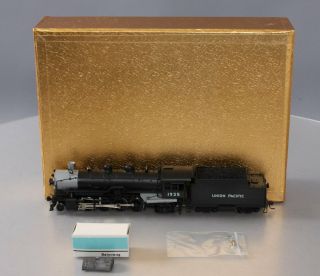 Oriental Limited Ho Scale Brass Union Pacific 2 - 8 - 2 Mikado Steam Engine 1935