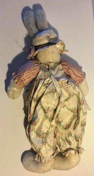 BUNNIES BY THE BAY SPRING/SUMMER 1997 PLUSH LIMITED EDITION 446 HANDMADE RABBIT 2