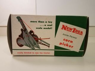 Vintage 1950 ' s Idea Farm Toy 1/16 Junior Farmer Corn Picker By Topping w/Box 8