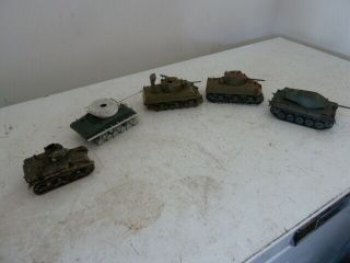 5 World War Two Ww 2 Tanks & Sherman & Stewart Built 1/35 Scale
