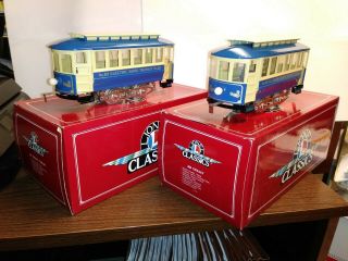 Lionel Classics 200 Trolley (6 - 13900) And 201 Trolley Trailer (6 - 13901)