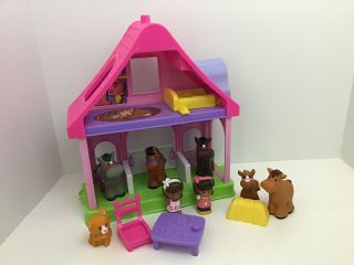 Fisher Price Little People Pink Pony Horse Stable Farm Barn Sounds & Animals