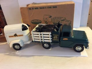 1959 Tonka Farms Stake Truck W/horse Trailer Animals