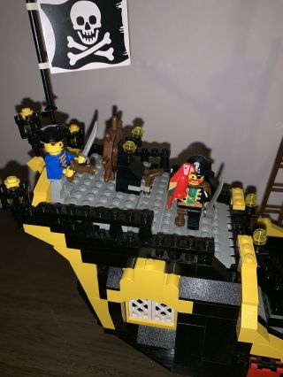 LEGO 6285 Pirates Black Seas Barracuda Complete W/ Un - cut Sails Box Instruct 5