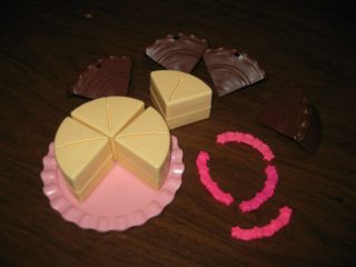 Fisher Price Fun With Food Chocolate Cake Pink Icing Dessert Snack Frosting Set