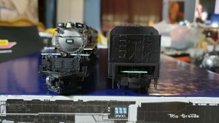 Athearn Genesis Locomotive HO Challenger 4 - 6 - 6 - 4 Union Pacific G97228 3800 4