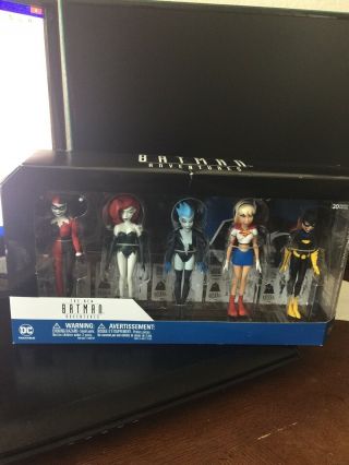Dc Collectibles Animated Batman Livewire Supergirl Batgirl 5 Pack