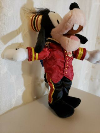 Tower of Terror Goofy Bellhop Beanbag Plush with Tag from Walt Disney World Rare 5
