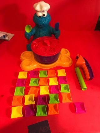 Play Doh Sesame Street Cookie Monster’s Letter Lunch Letters Missing Y
