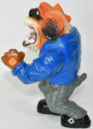 Vintage Muscle Mutts Red - Knuckle 1996 Street Wise Designs RARE 5