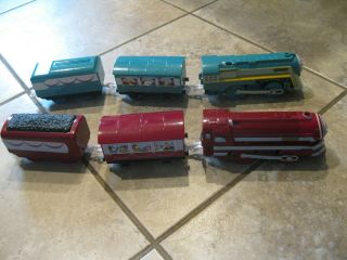Thomas & Friends Trackmaster Connor And Caitlin Full Motorized Trains With Cars
