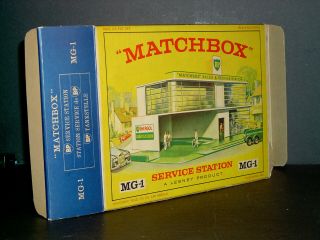 Matchbox Lesney Matchbox BP Sales & Service Station MG1 - B2 VNM & boxes 10
