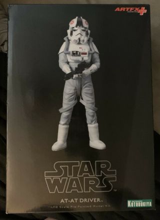 Star Wars At - At Driver Artfx Plus 1/10 Scale Pre - Painted Model Kit