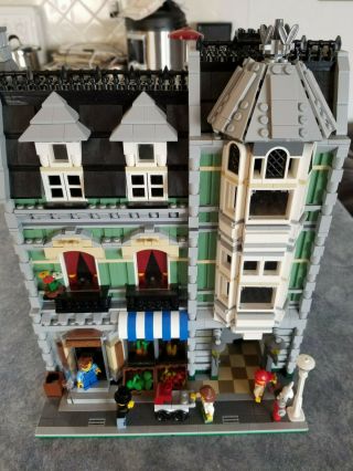 Lego 10185 Green Grocer - 100 Complete