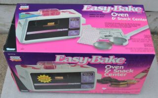 Easy Bake Oven & Snack Center White Toy Kit W/ Accessories