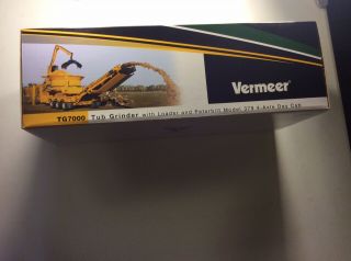 Twh Vermeer Tg7000 Tub Grinder - Peterbilt 379 - 1/50 -