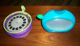 1998 Mattel Viewmaster With Carrying Case And 12 Reels