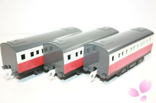 Set Of 3 Red Express Passenger Coaches Tomy Trackmaster Thomas & Friends