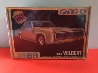 Vintage Amt 1/25 Scale 1969 Buick Wildcat Model Kit