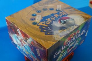 Base Set Pokemon 36 Pack Booster Box 1999 - 2000