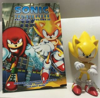 Yellow Sonic: Sonic The Hedgehog 5 " Figure Jazwares Articulated W/ Book