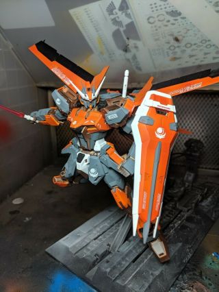 Mg Aile Strike Gundam Custom Painted.  Need To Sell Asap