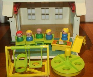 1971 Vintage Fisher Price Little People Play Family School 923 Wooden People
