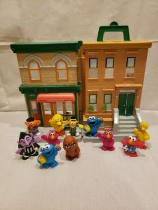 Sesame Street 123 Mr Hoopers Store Play Set House Hasbro With 11figures