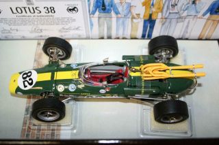 Carousel 1 1:18 5201 Lotus 38,  1965 Indianapolis 500 Winner Jim Clark 82 Bnib