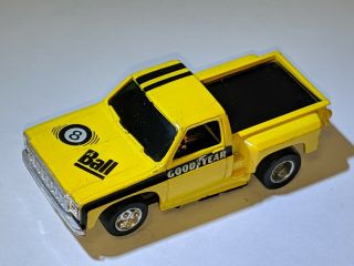 Tyco Slot Car 8 Ball Chevy Stepside Yellow Pick Up Truck