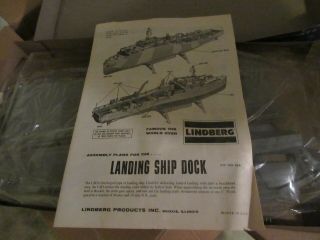 LINDBERG 1/32nd SCALE U.  S.  NAVY LANDING SHIP KIT 766 (1965) PARTS LOOSE 3
