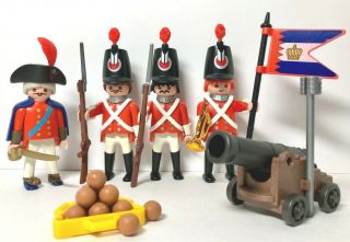 Playmobil Vintage Pirates 3054 Harbor Guards Redcoat Soldiers & Cannon Complete