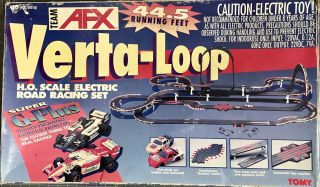 1995 Afx Tomy Ho Slot Car Set Verta - Loop 44.  5 Feet Of Track 2 Cars 4 Bodies